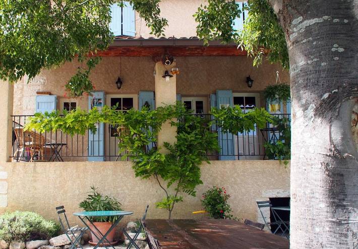Hôtel pour 2 personnes, avec jardin et vue, animaux acceptés à Saint-Laurent-du-Verdon - 4