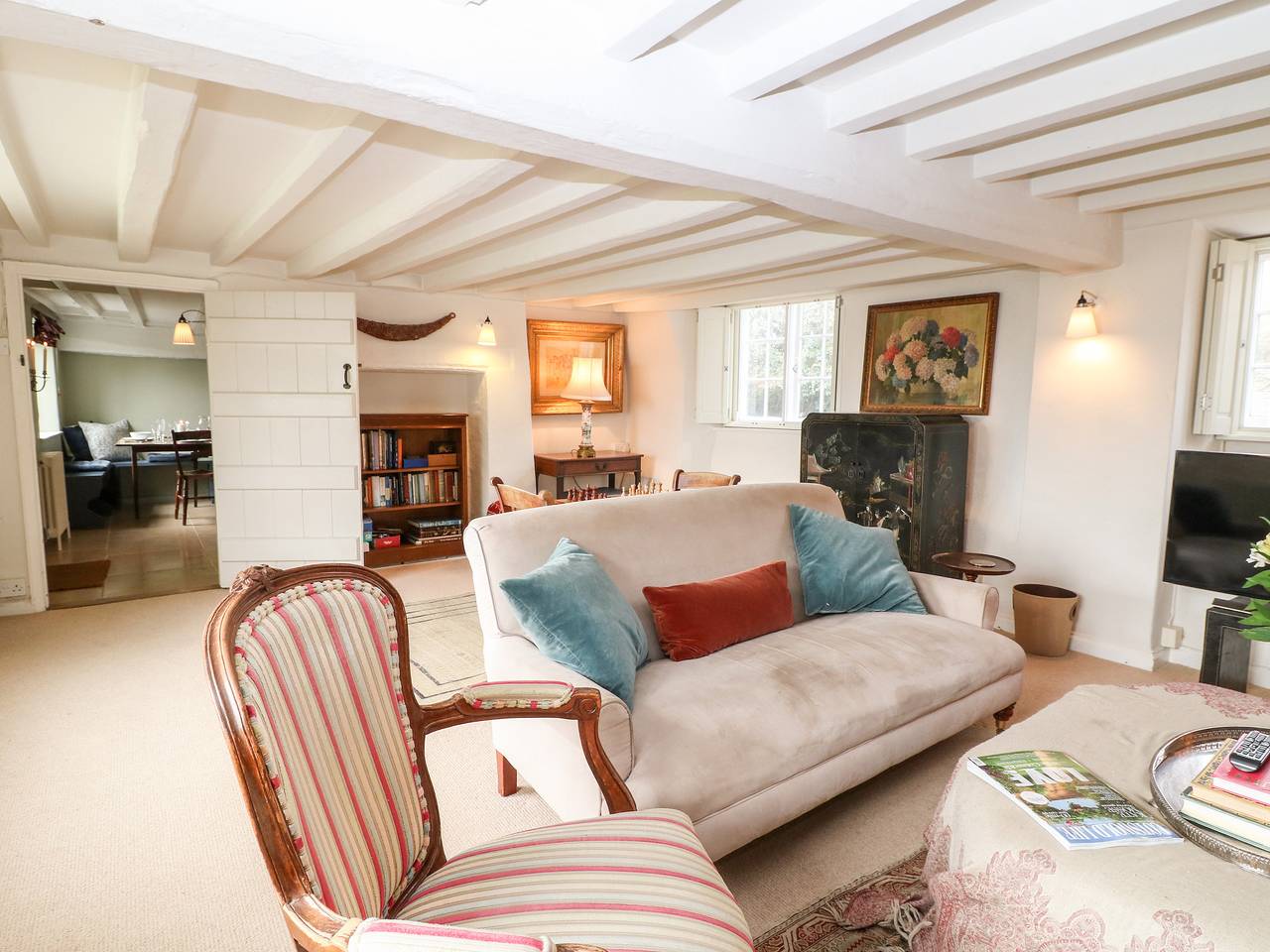 Holly Cottage in Oxfordshire