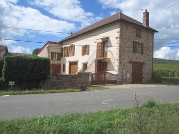 Gîte pour 4 personnes, animaux acceptés à Leynes