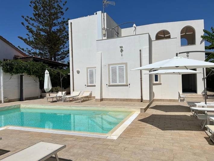 Gîte pour 4 personnes, avec piscine ainsi que jardin et vue à San Lorenzo - 2