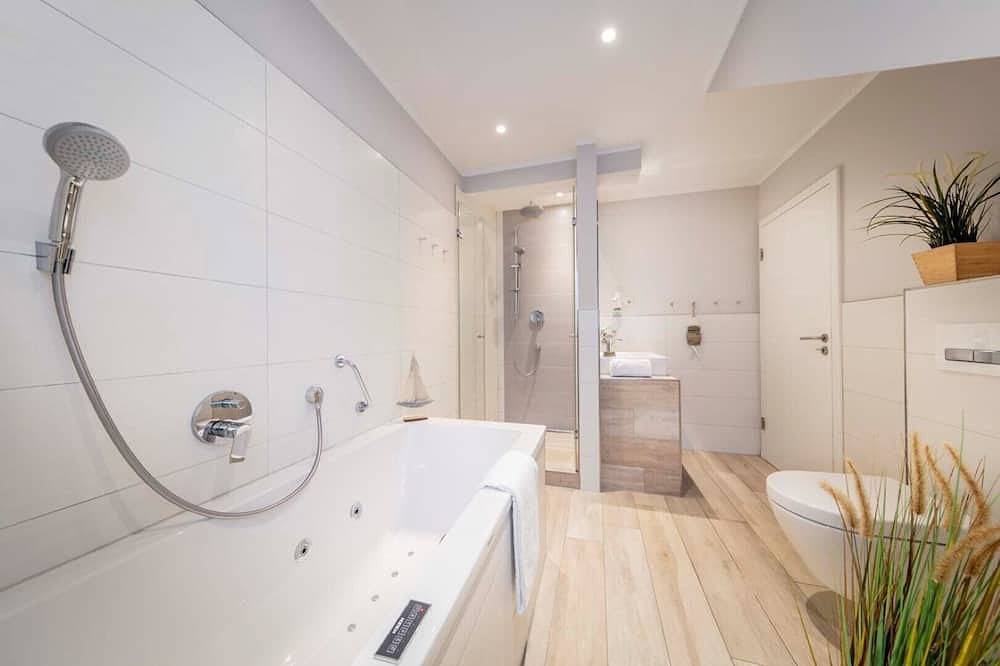 Das Strandhaus Coast mit Sauna,Whirlpool,Kamin, Garten in Grömitz, Mecklenburger Bucht