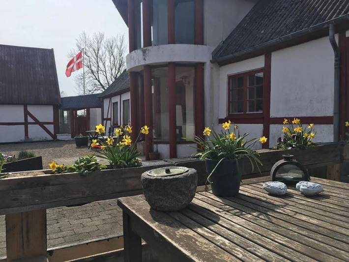Bed and breakfast for 2 personer, med Terrasse og Have såvel som Sauna og Udsigt i Præstø