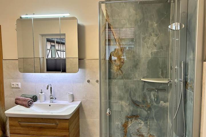 Ferienwohnung für 2 Personen, mit Garten in Uhlstädt-Kirchhasel - 4