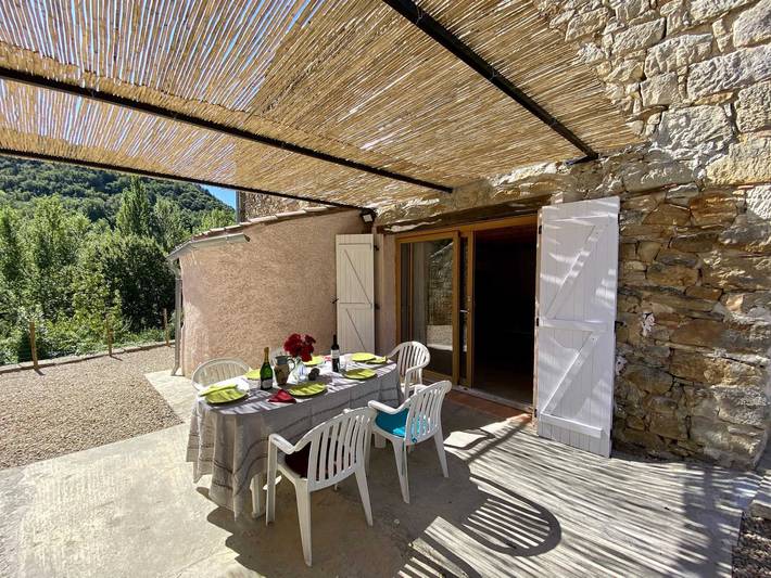 Gîte pour 4 personnes, avec Terrasse et Jardin