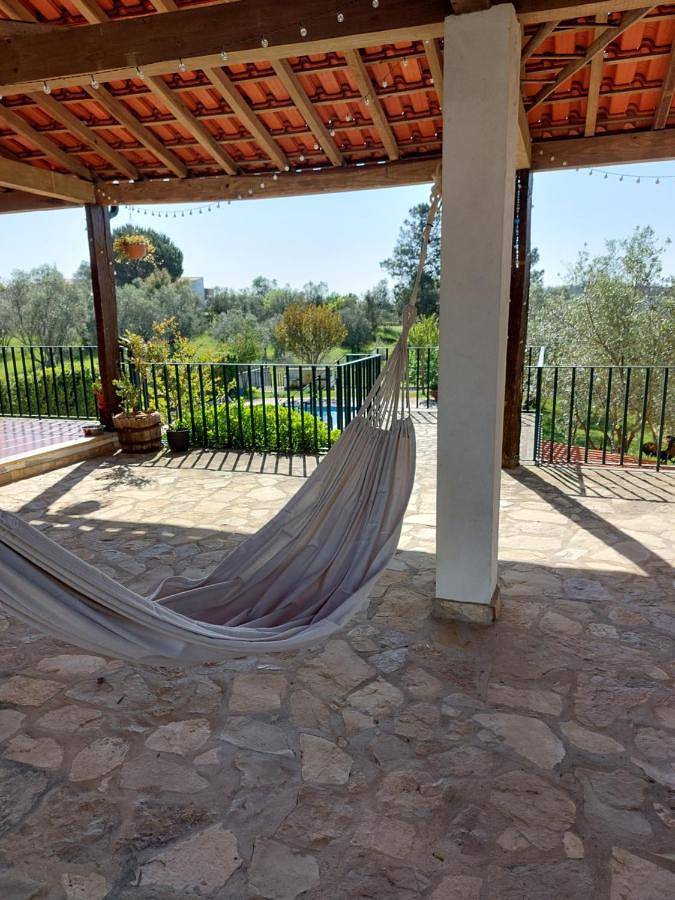 Casa de férias para 4 pessoas, com piscina e jardim e ainda jacuzzi em Tomar