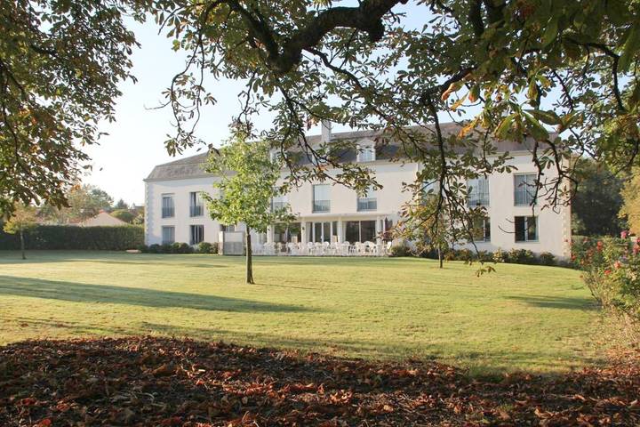 Hôtel pour 2 personnes, avec jardin ainsi que sauna et jacuzzi à Saint-Herblain - 3