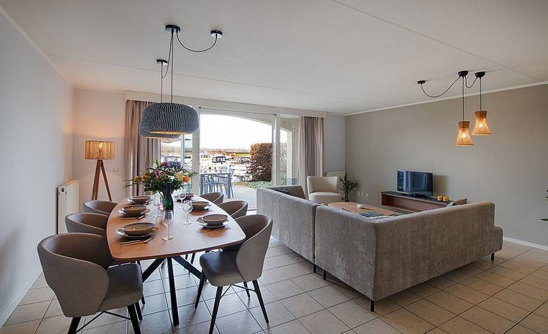Vakantiehuis voor 6 personen, with Balkon/Terras and Terras as well as Tuin in Heel