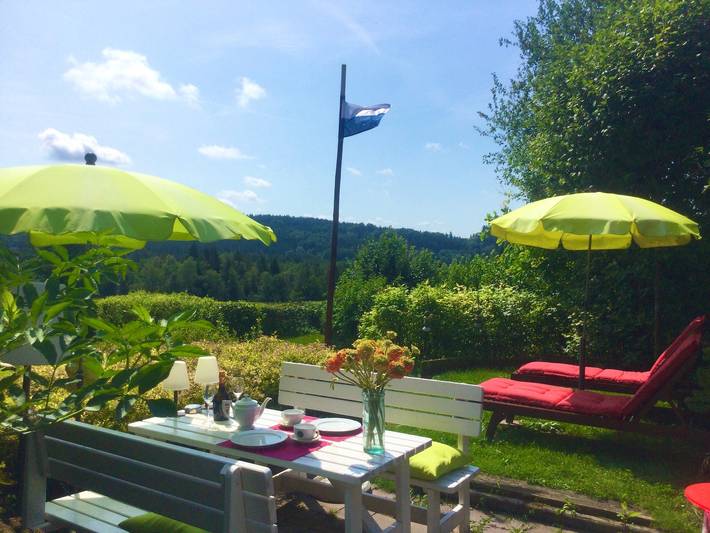 Bungalow für 2 Personen, mit Terrasse und Garten