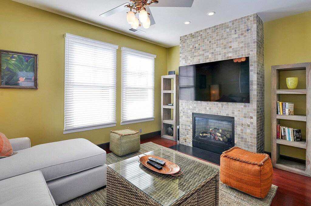 Vista Cortile, luxuriöses Stadthaus, einen Block vom Sand des Capitola Beach entfernt! in Capitola, Santa Cruz County