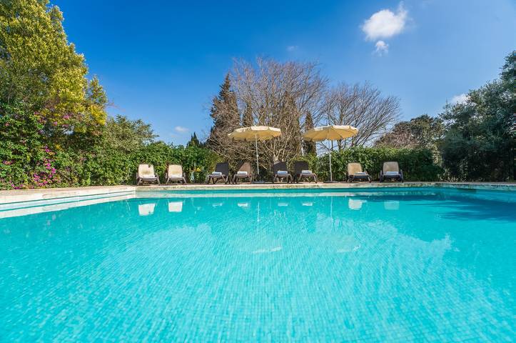 Villa for 8 people, with garden and terrace - 1