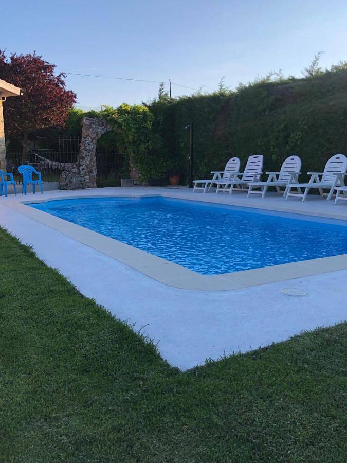Casa de vacaciones para 10 personas, con vistas además de piscina y jardín, Se admiten mascotas en Provincia de Burgos - 3