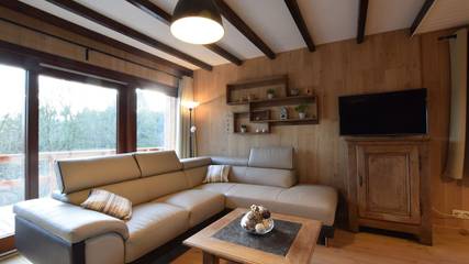 Location de vacances pour 4 personnes, avec jardin et terrasse à Nassogne