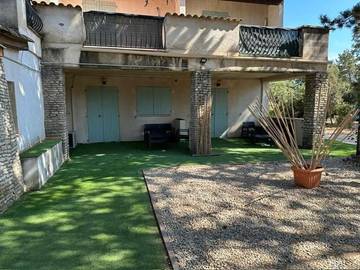 Hôtel pour 2 personnes, avec jardin à Ginasservis