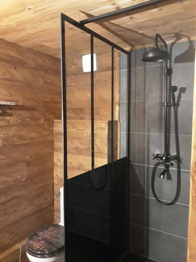 Chambre d’hôte pour 5 personnes, avec jacuzzi ainsi que jardin et piscine en Savoie - 3