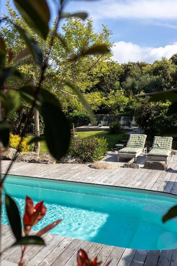 Appartement de vacances pour 2 personnes, avec piscine et jardin à Bonifacio
