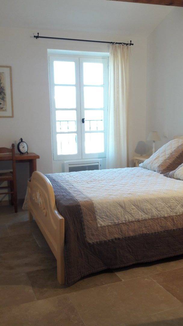 Gîte pour 2 personnes, avec terrasse à Caromb - 4