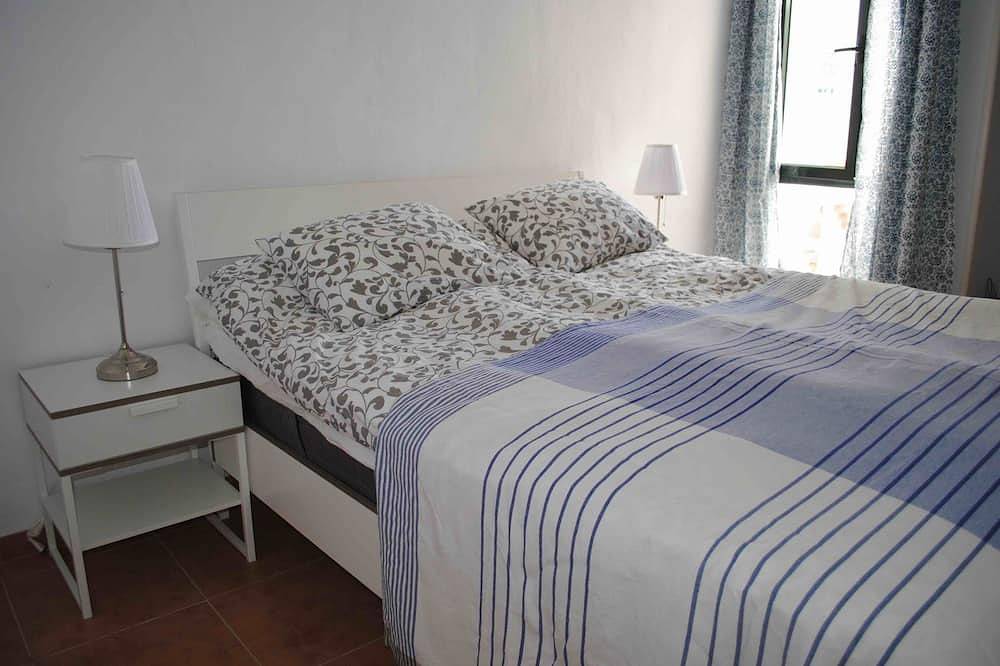 Apartamento entero, Primera línea en la playa con gran terraza privada in Atlanterra, Tarifa