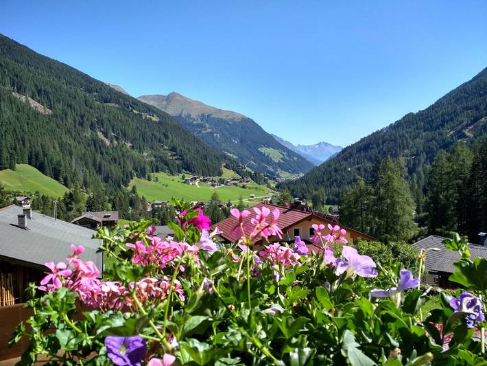 Ferienwohnung für 9 Personen, mit Balkon und Ausblick in Sankt Jakob in Defereggen - 3