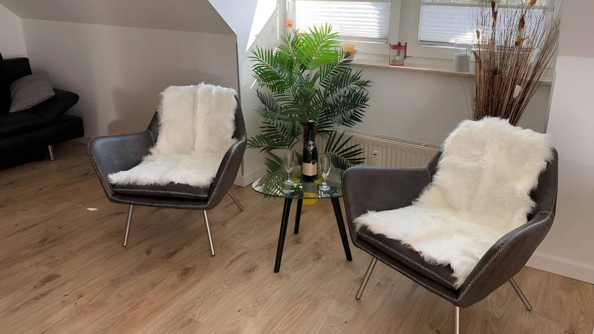 Ganze Wohnung, Apartment „Tine“ mit Balkon und Strandkorb im Sommer in Zempin, Usedomer Norden