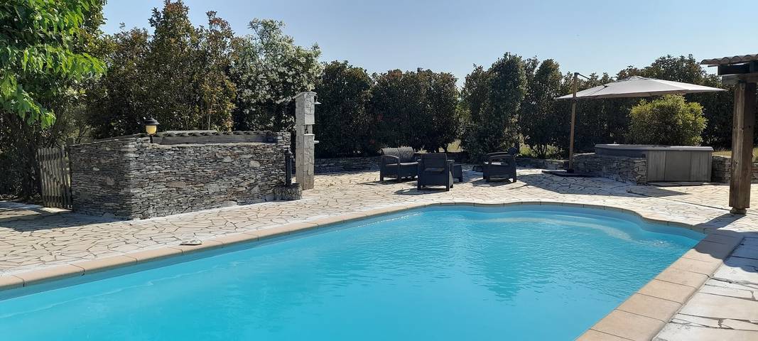 Villa l'Alivu con terrazza e piscina in Linguizzetta, Corte e dintorni