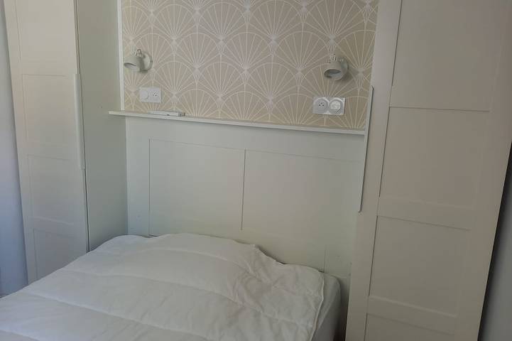 Entire apartment, Appartement Neuf Climatisé 41m2, vue Mer, Presqu'île Capelan à Pieds! in Bandol, Mediterranean Coast (France)