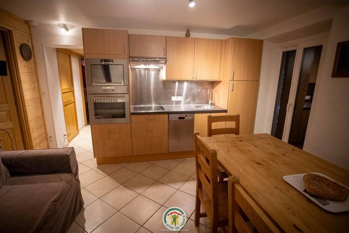 Casa de huéspedes para 7 personas, con balcón - 1