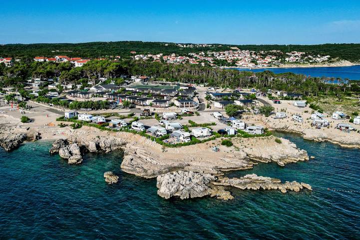 Camping für 4 Personen, mit Terrasse auf Krk