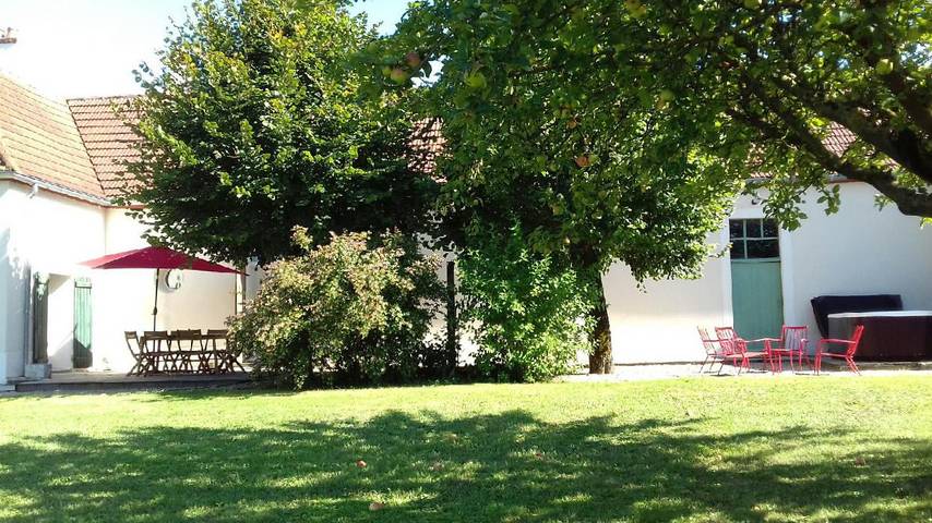 Gîte pour 6 personnes, avec jardin et terrasse