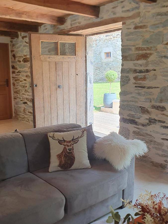Location de vacances pour 3 personnes, avec terrasse et jardin, animaux acceptés à Montpeyroux (Midi-Pyrénées) - 2