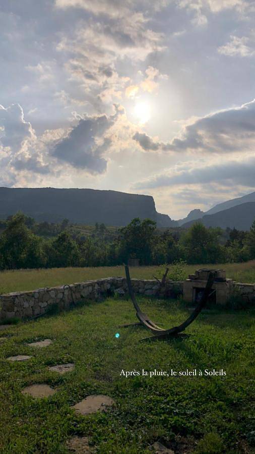 Location de vacances pour 4 personnes, avec terrasse ainsi que jardin et vue à Trigance - 3