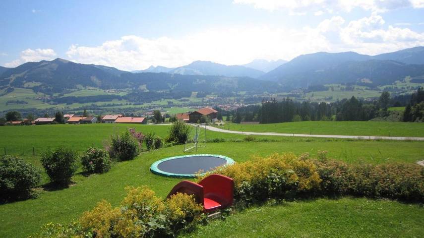 Ganze Wohnung, Apartment with Balcony in Wertach, Bayerisch Schwaben