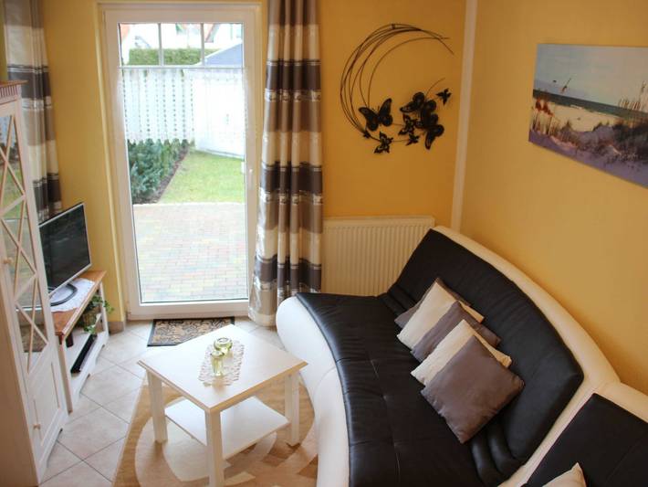 Ganze Ferienwohnung, Fewo Kluge, 100m zum Strand, mit Strandkorb, mit Wlan - Ferienwohnung in Ostseebad Karlshagen, Karlshagen