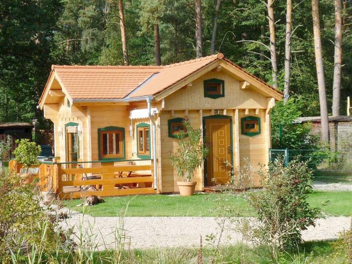 Ferienhaus für 6 Personen, mit Terrasse und Garten in Borkheide