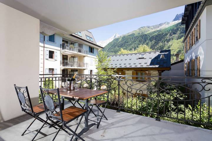 Gîte pour 6 personnes, avec balcon dans Office De Tourisme De Chamonix - 3