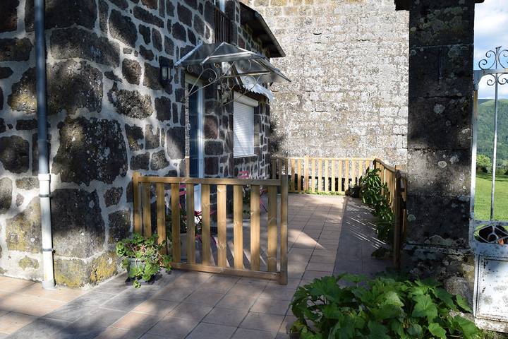 Gîte pour 4 personnes, animaux acceptés dans le Cantal - 2