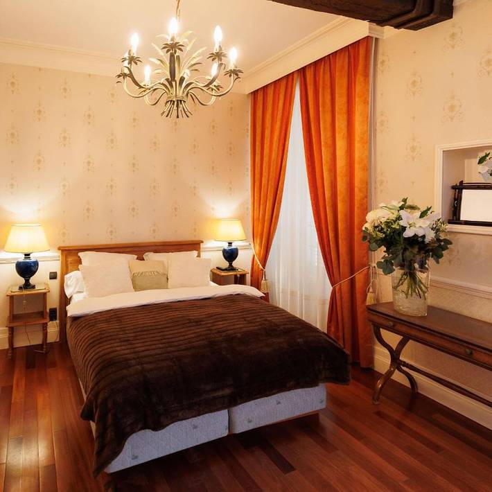 Location de vacances pour 2 personnes, avec piscine ainsi que jardin et vue, animaux acceptés à Liorac-sur-Louyre - 2