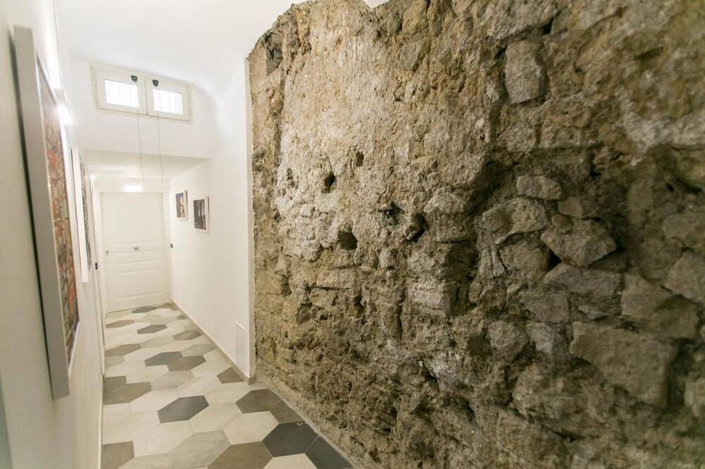 Tiberius Room room in a b&b in the heart of the historic center of Naples in Nápoles, Provincia de Nápoles
