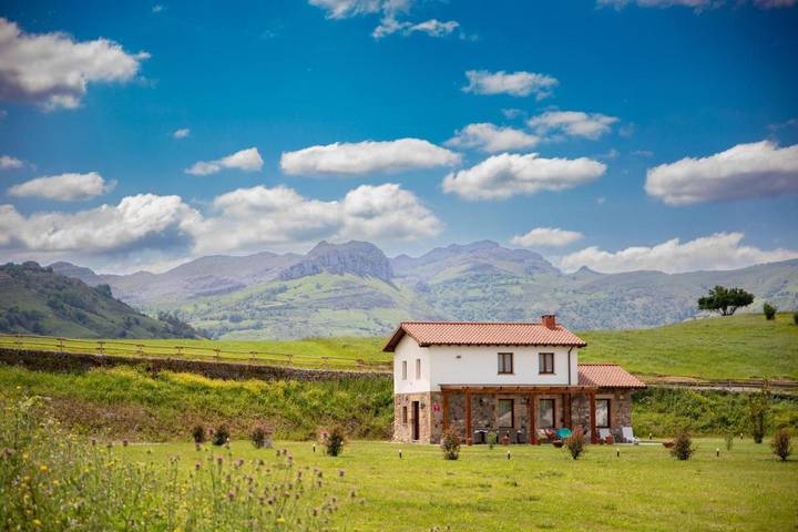 Casa de vacaciones para 8 personas, con jardín y vistas - 1