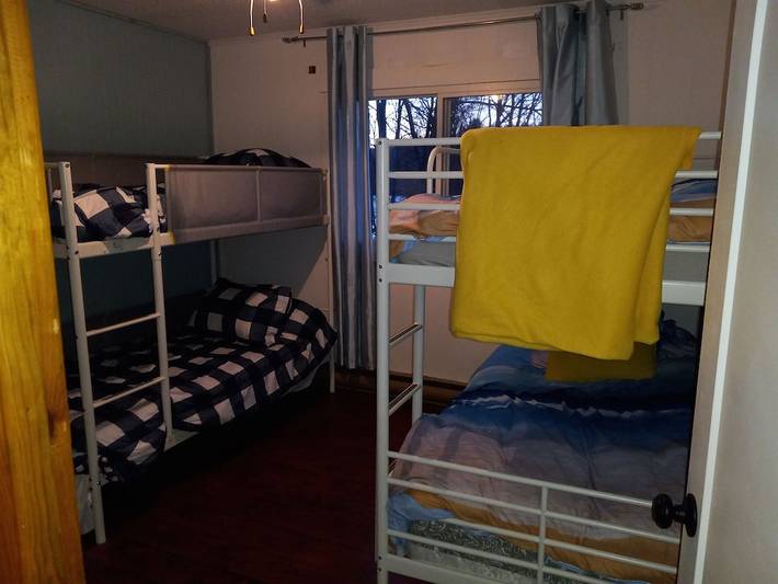 Cottage for 10 people, with hot tub and sauna as well as garden in Algonquin Provincial Park