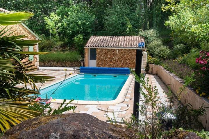 Gîte pour 2 personnes, avec Terrasse ainsi que Jardin et Piscine à Maurens - 3