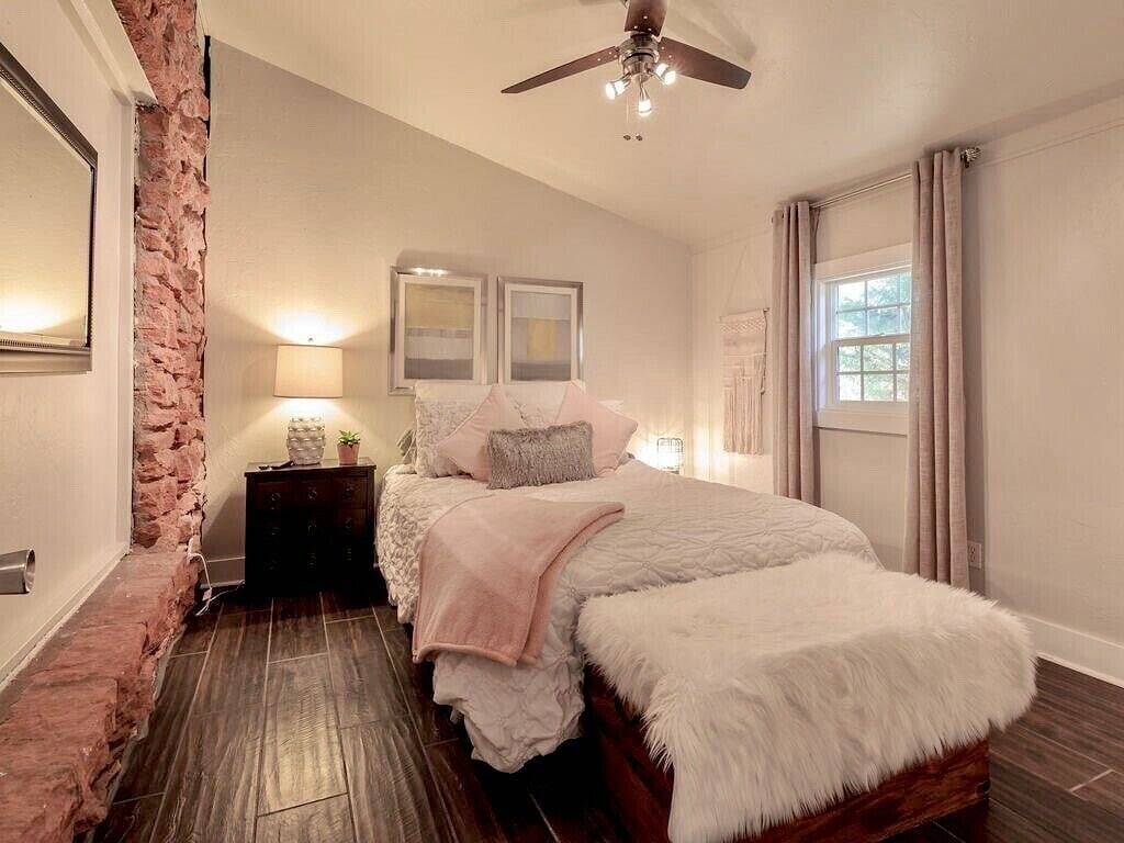 Schöner großer Bungalow im Herzen von Edmond in Edmond, Oklahoma County