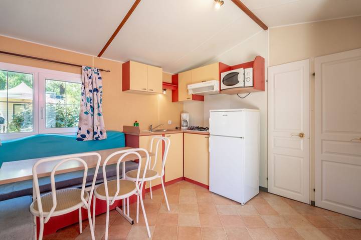 Mobilheim für 6 Personen in Valras-Plage – 150 m zum Strand – Pool/Hamam/Whirlpool in Plages des Cabanes de Fleury, Vendres