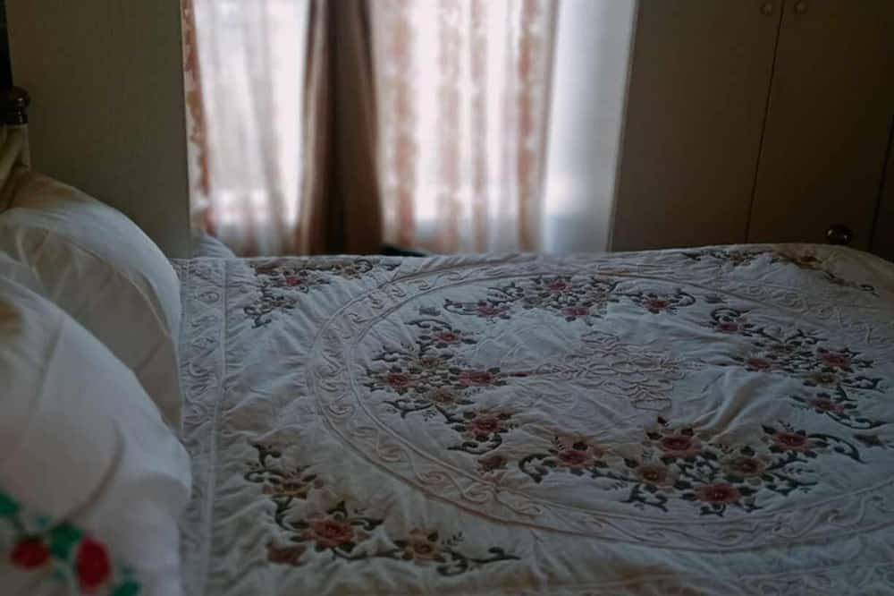 Apartamento entero, Ρετιρέ μεγάλο 3 δωμάτια.καθιστικό με βεράντα αγ. Κωσταντίνος με θέα το Πήλιο in Volos, Magnisia