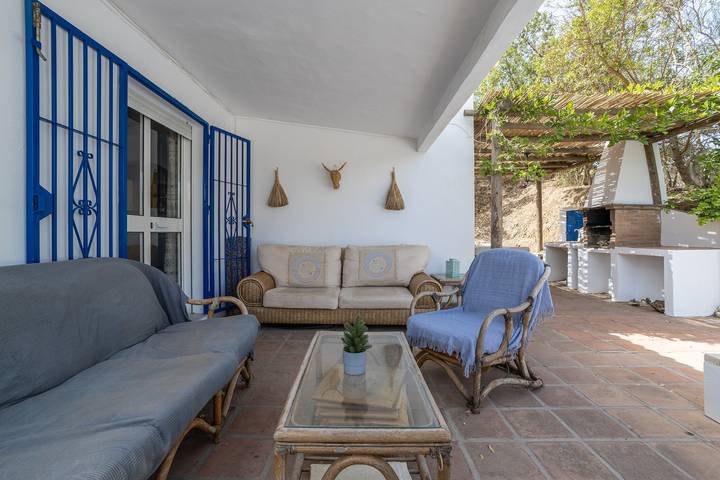 Villa 'Liviana' mit Bergblick, Pool & WLAN in Cómpeta, Málaga Provinz