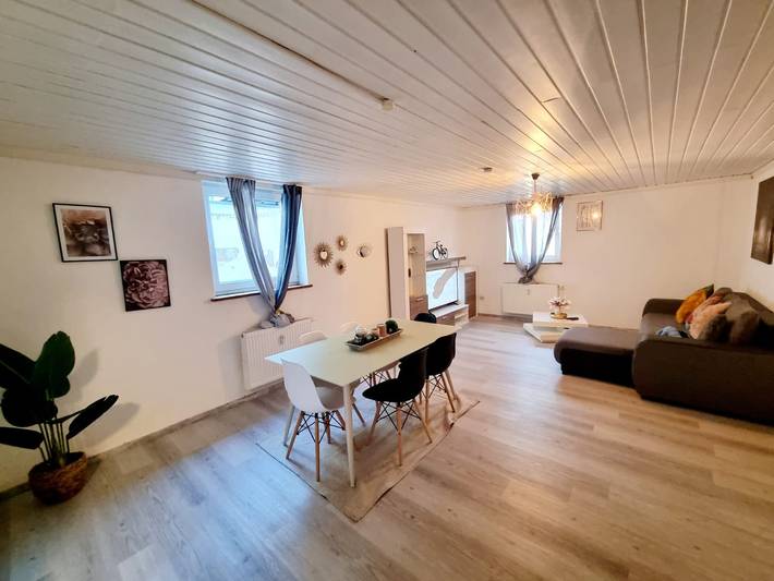 Ferienwohnung für 8 Personen, mit Terrasse an der Bergstraße - 4