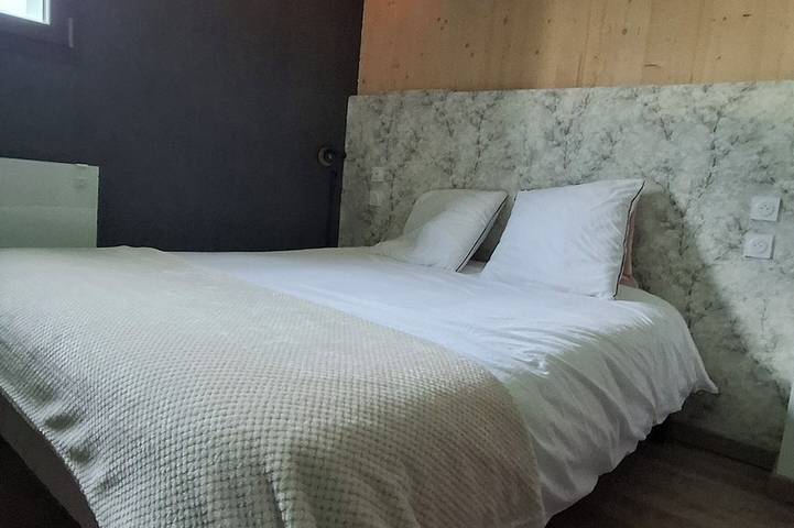 Gîte pour 6 personnes, avec jardin et jacuzzi à Ruynes-en-Margeride - 3