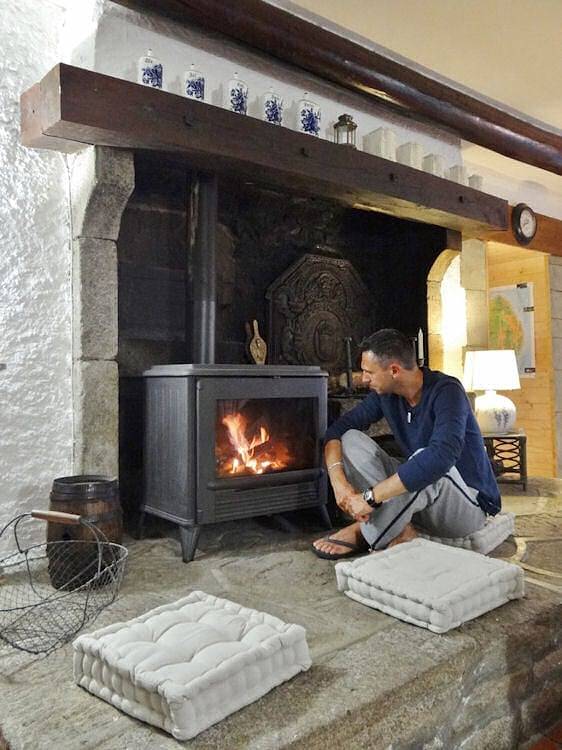 La Ferme du Garnasson - Chambre Cassis in Doranges, Parc Naturel Régional Livradois-Forez