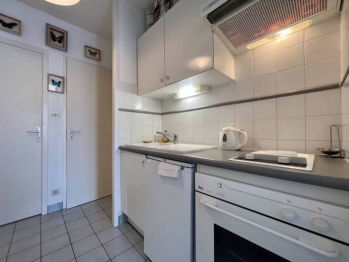 Ganze Wohnung, Angenehme 1-Zimmer-Wohnung nahe Strand mit Parkplatz in Oléron in Boyardville, Saint-Georges-d'Oléron