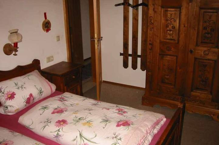 Hütte für 4 Personen, mit Balkon und Garten, mit Haustier in Rottach-Egern - 2