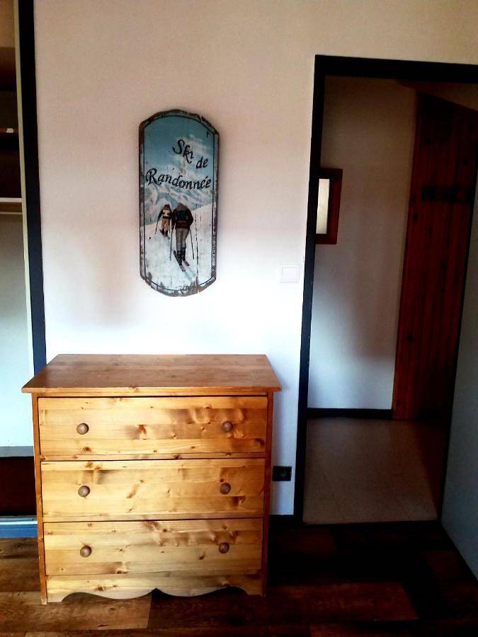 Gîte pour 9 personnes, avec balcon et vue, animaux acceptés dans Office De Tourisme De Val Cenis Lanslebourg - 3